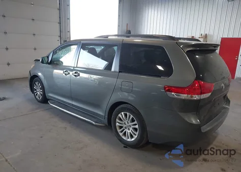 2011 Toyota Sienna Xle V6 из США, поврежденный, VIN 5TDYK3DC7BS161304